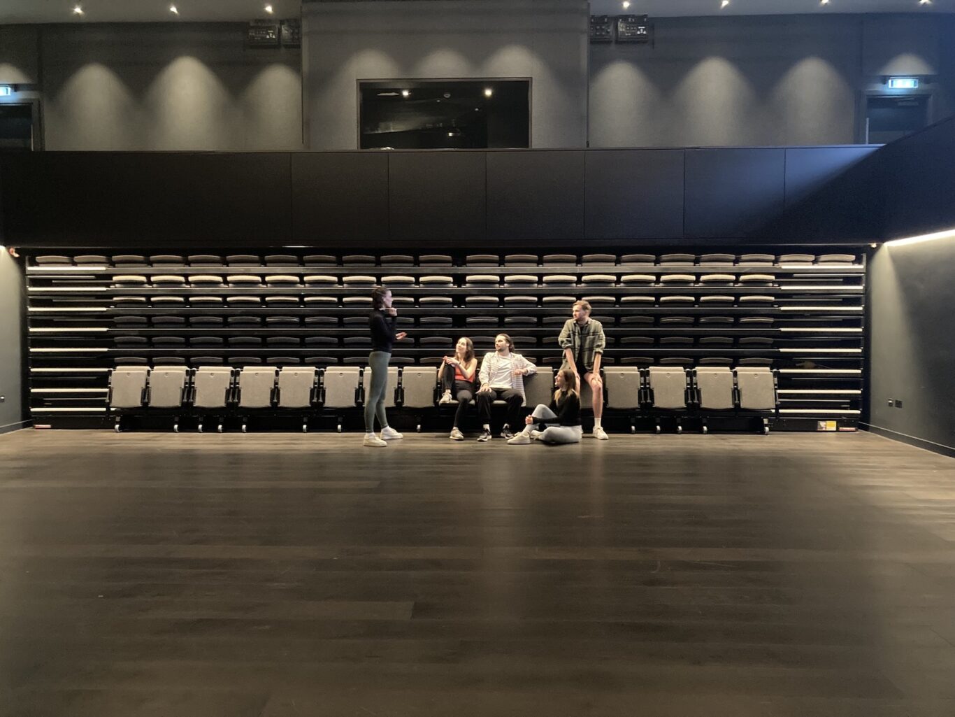 Fcbstudios Brightondome Studiotheatre Nickstreet